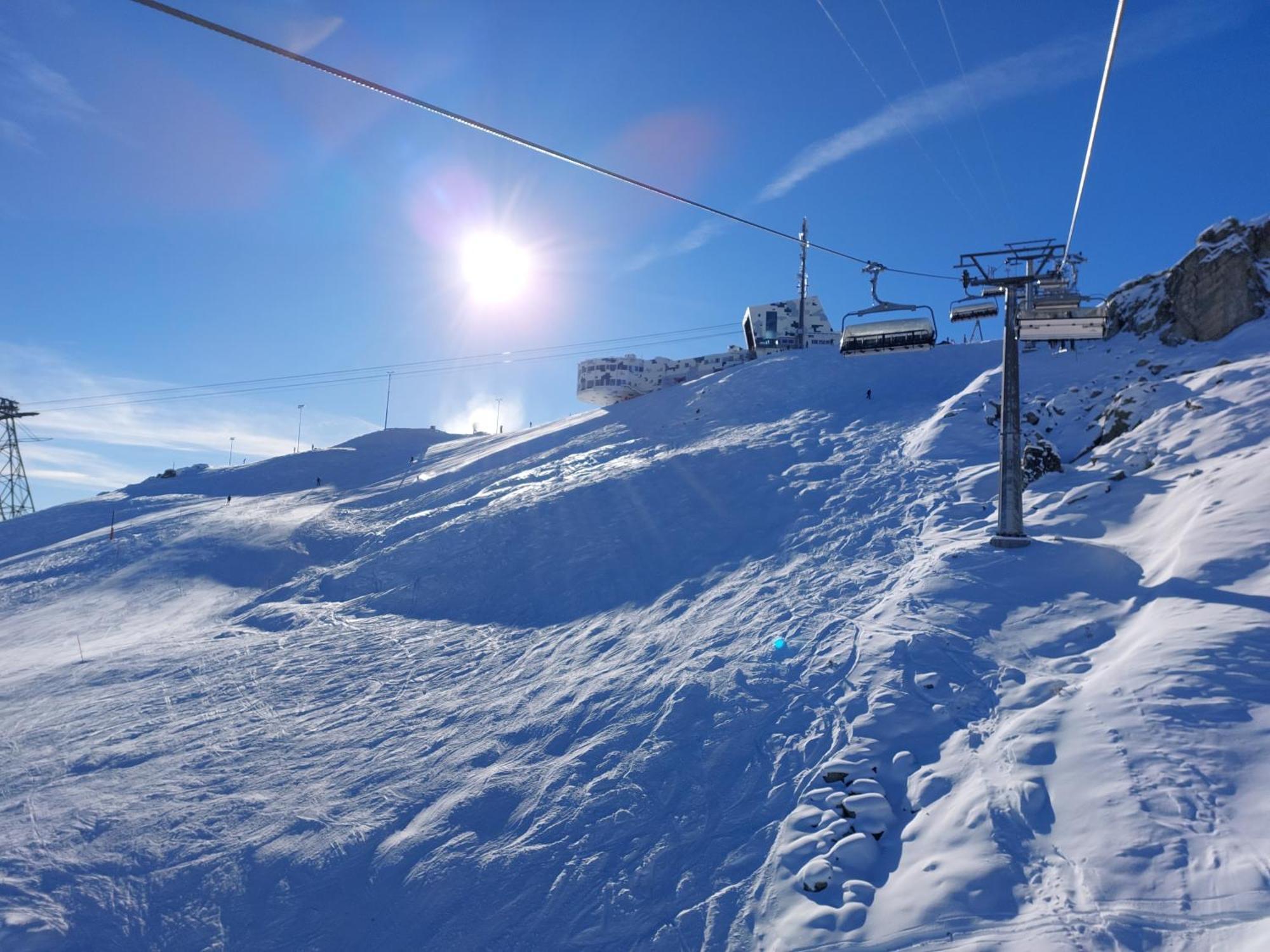 Ferienwohnung Laax Mit Traumblick, Grossem Balkon Und Terrasse المظهر الخارجي الصورة