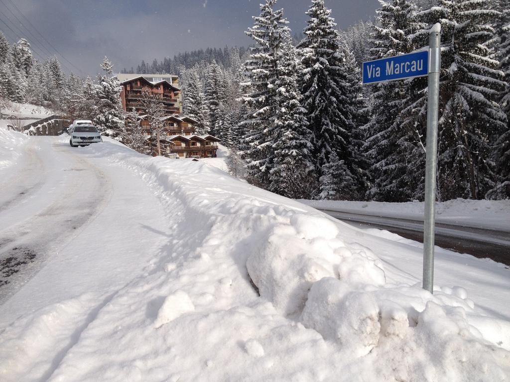Ferienwohnung Laax Mit Traumblick, Grossem Balkon Und Terrasse المظهر الخارجي الصورة