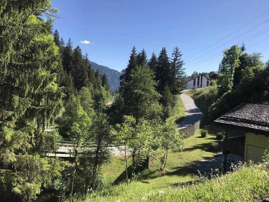 Ferienwohnung Laax Mit Traumblick, Grossem Balkon Und Terrasse المظهر الخارجي الصورة