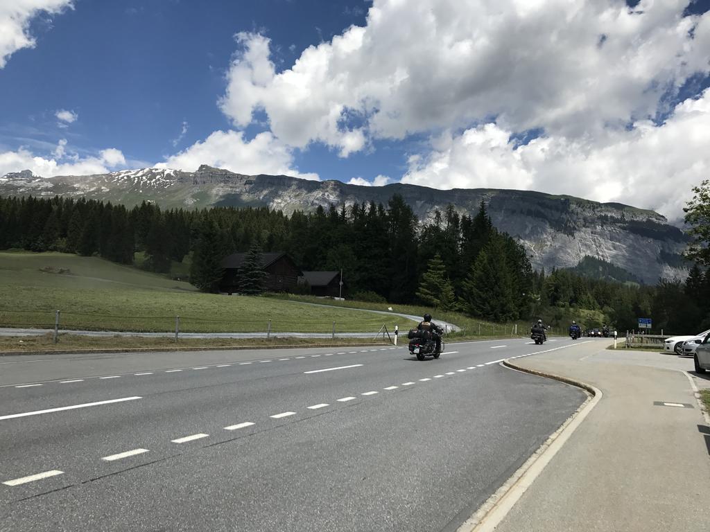 Ferienwohnung Laax Mit Traumblick, Grossem Balkon Und Terrasse المظهر الخارجي الصورة