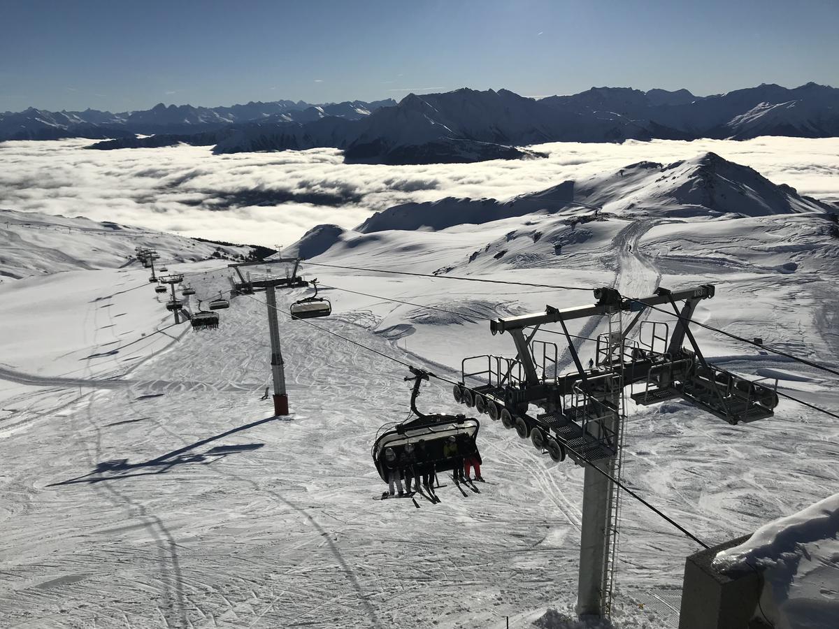 Ferienwohnung Laax Mit Traumblick, Grossem Balkon Und Terrasse المظهر الخارجي الصورة