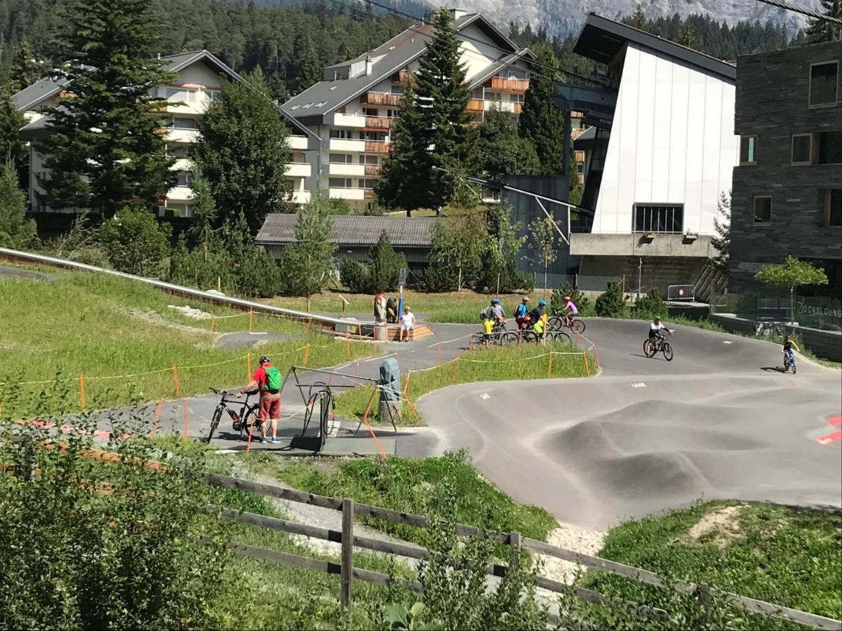 Ferienwohnung Laax Mit Traumblick, Grossem Balkon Und Terrasse المظهر الخارجي الصورة